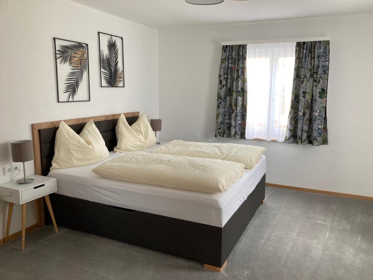 Apartementhaus Schoendorfer Strobl Esterno foto